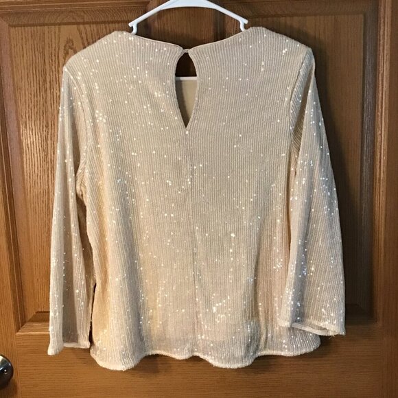 H & M Blouse - Picture 2 of 2